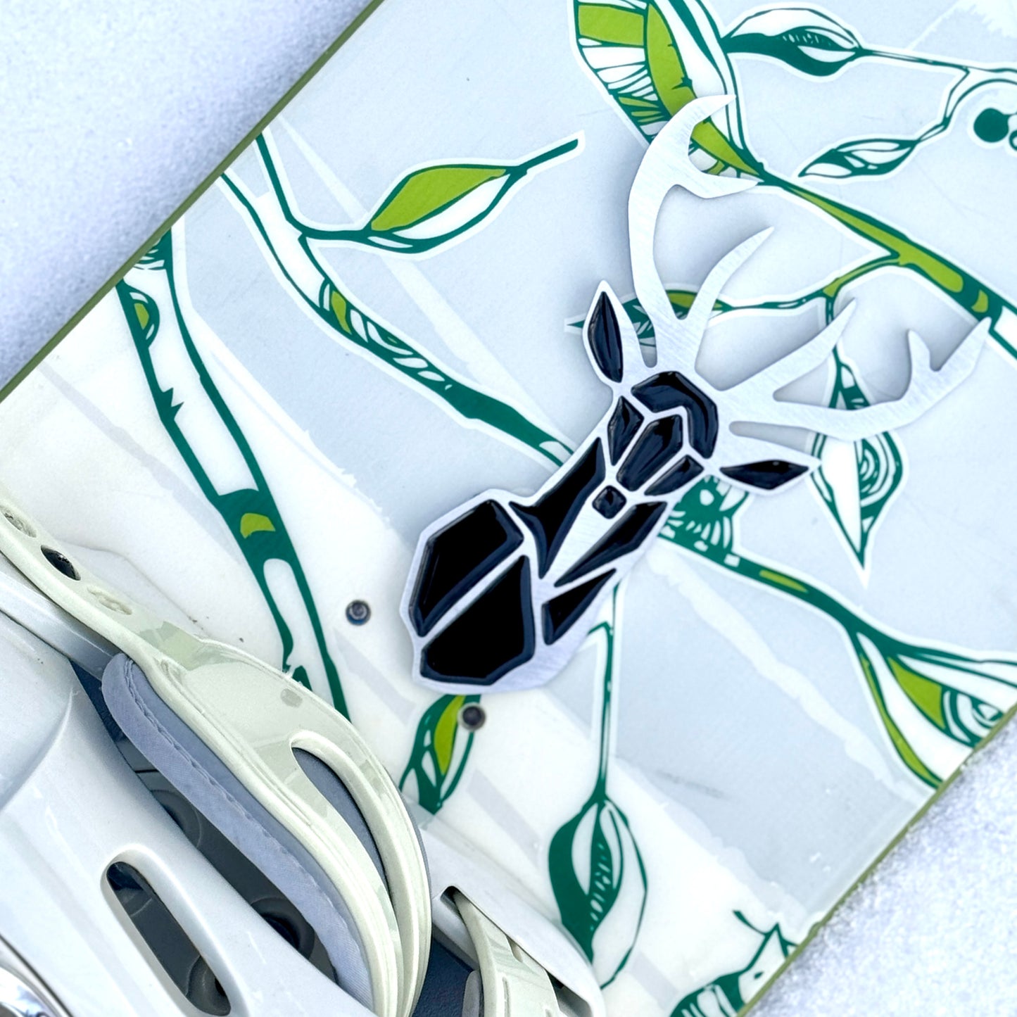 Geometric Deer Snowboard Stomp Pad